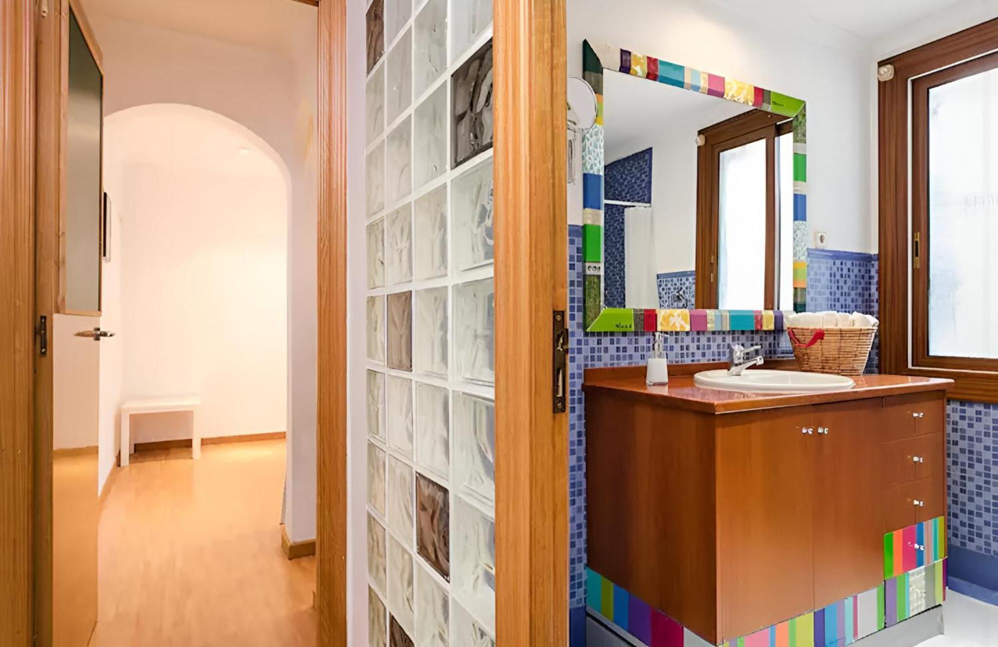 Appartamento Acogedor Piso En Barcellona Esterno foto