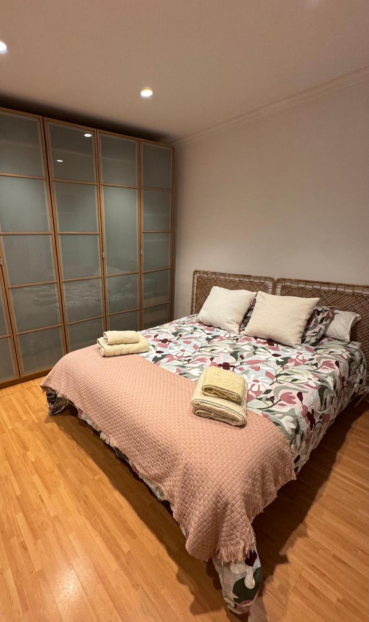 Appartamento Acogedor Piso En Barcellona Esterno foto